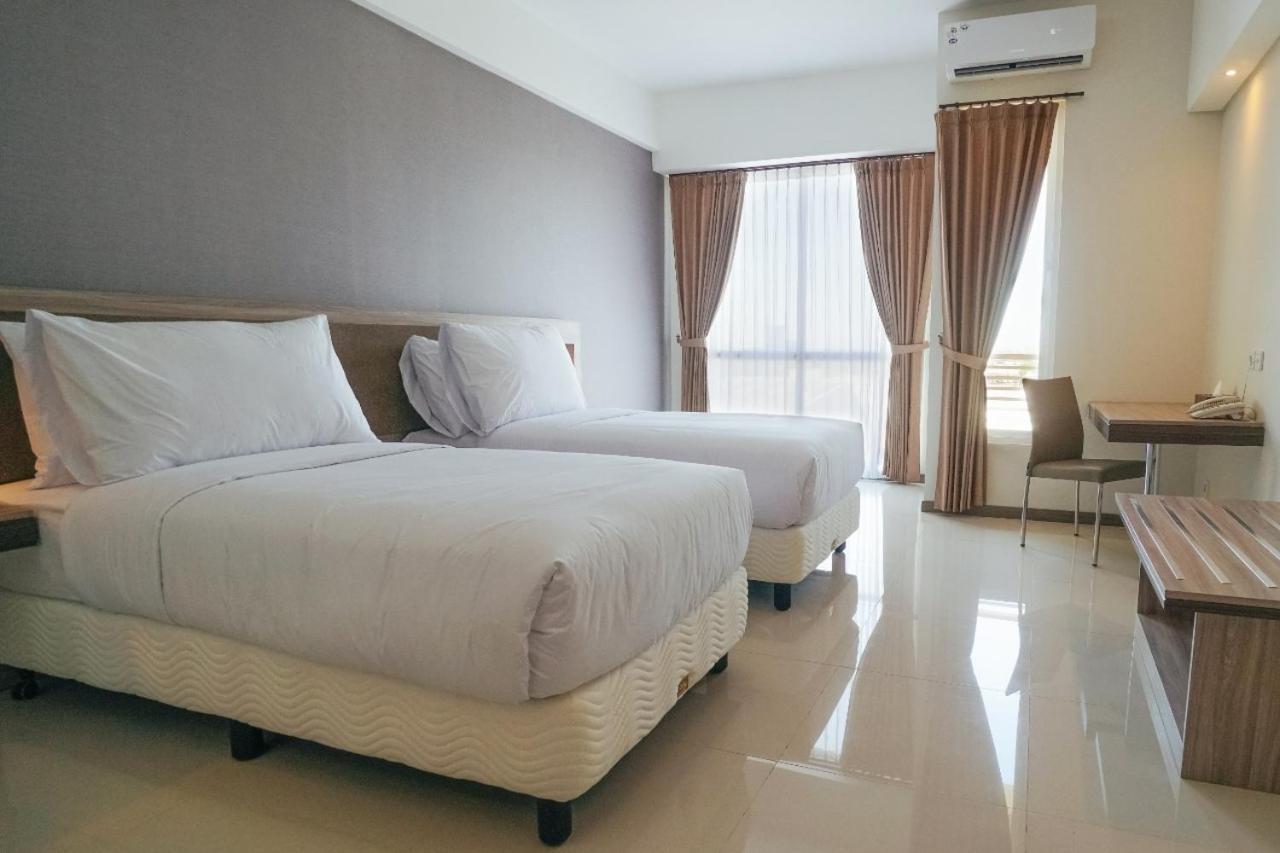 My Tower Hotel Surabaya Ngoại thất bức ảnh