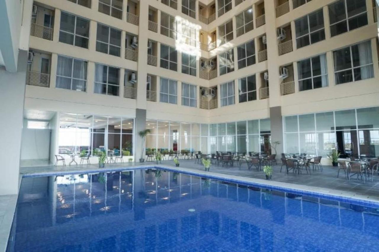 My Tower Hotel Surabaya Ngoại thất bức ảnh