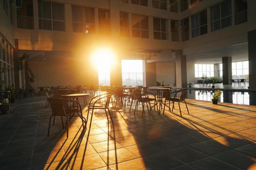 My Tower Hotel Surabaya Ngoại thất bức ảnh