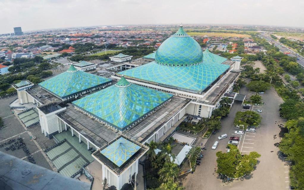 My Tower Hotel Surabaya Ngoại thất bức ảnh