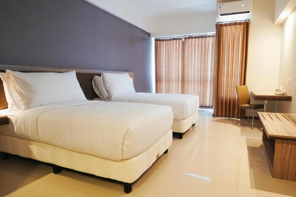 My Tower Hotel Surabaya Ngoại thất bức ảnh