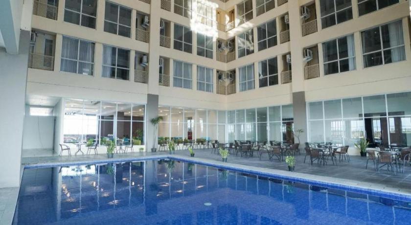 My Tower Hotel Surabaya Ngoại thất bức ảnh