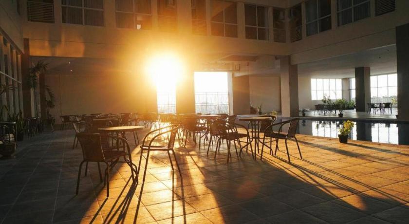 My Tower Hotel Surabaya Ngoại thất bức ảnh